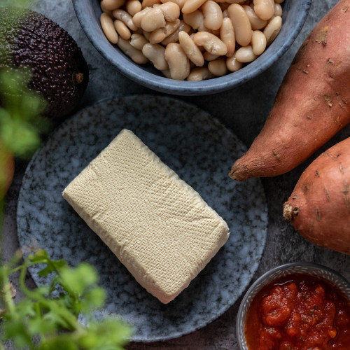 Pečené batáty plnené tofu afazuľou